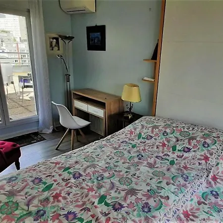 Avec Terrasse A 92 Apartment *
