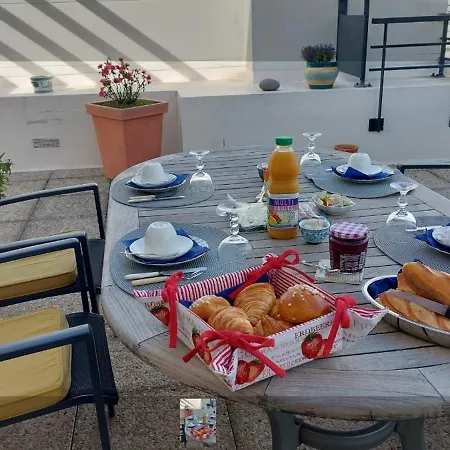 Apartment Avec Terrasse A 92 *