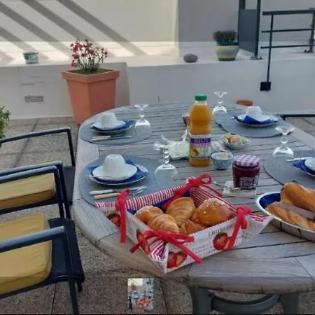 Avec Terrasse A 92 شقة بيتّو